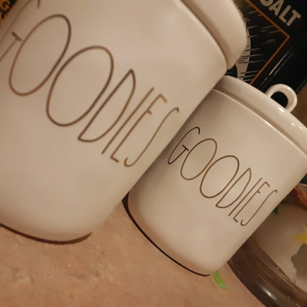 Rae Dunn "goodies" jar with lid - Picture 5 of 5